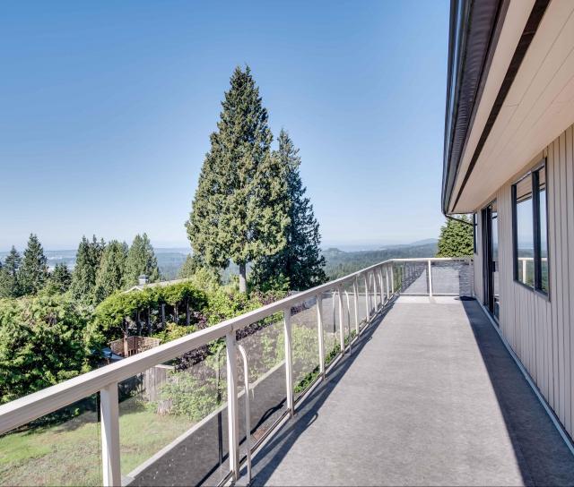 175 E Braemar Road, Upper Lonsdale, North Vancouver 2