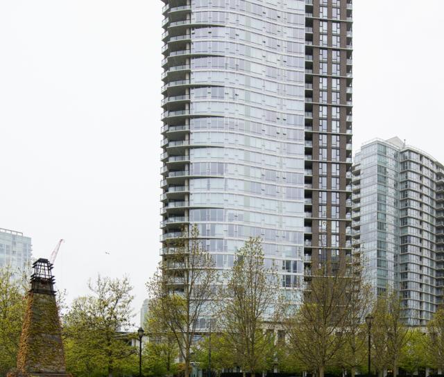 1702 - 583 Beach Crescent, Yaletown, Vancouver West 2